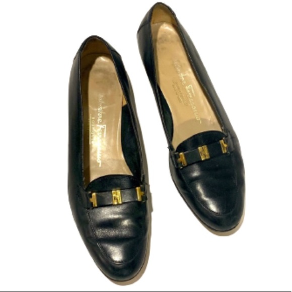 Salvatore Ferragamo Shoes - Salvatore Ferragamo | Black Leather Loafers 8 VGUC